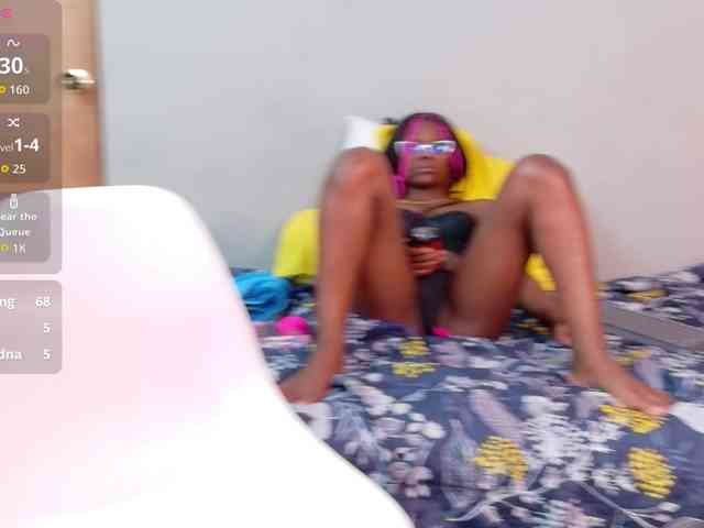 cutielittleebony... Live Webcam on BongaCams