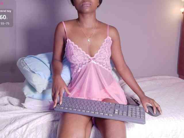 cutielittleebonyy webcam