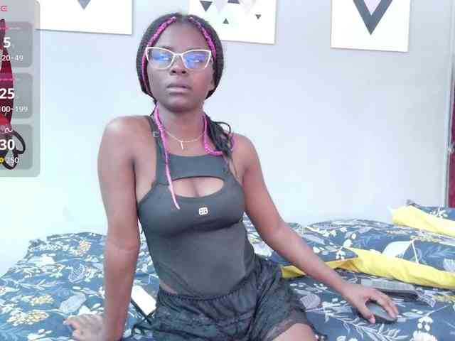 cutielittleebonyy webcam