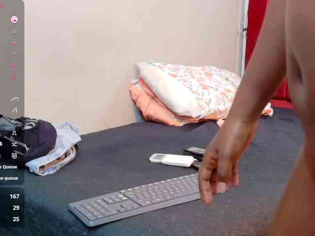 cutielittleebonyy webcam