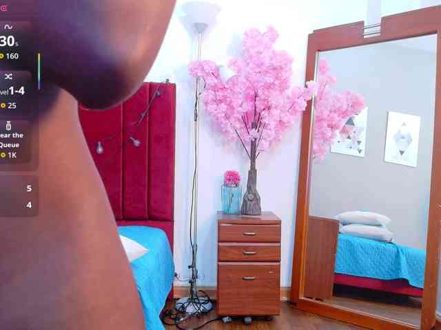 cutielittleebonyy webcam