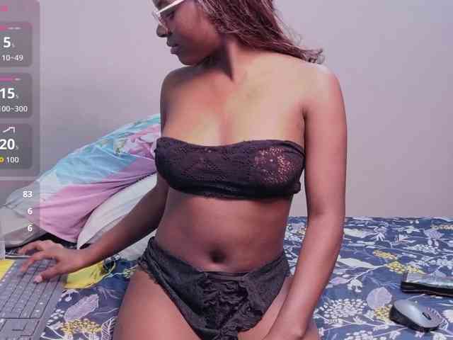 cutielittleebonyy webcam