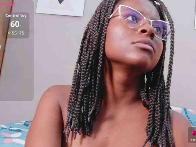 cutielittleebonyy webcam