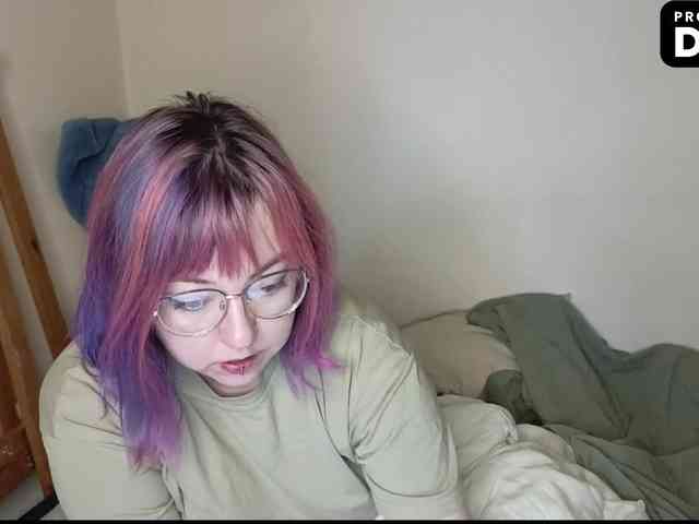 toxic-and-stuffy webcam