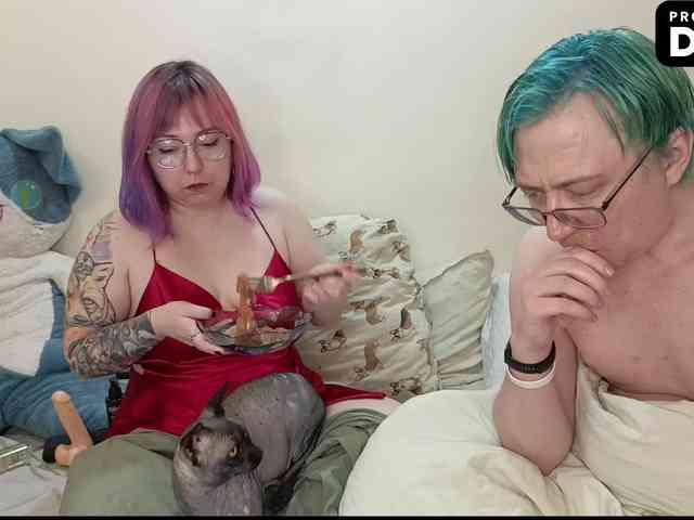 toxic-and-stuffy webcam