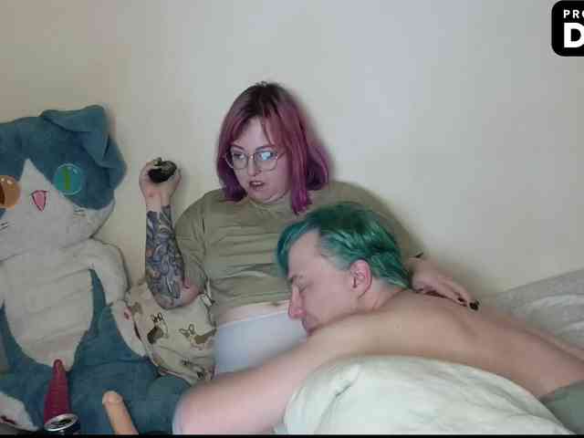 toxic-and-stuffy webcam