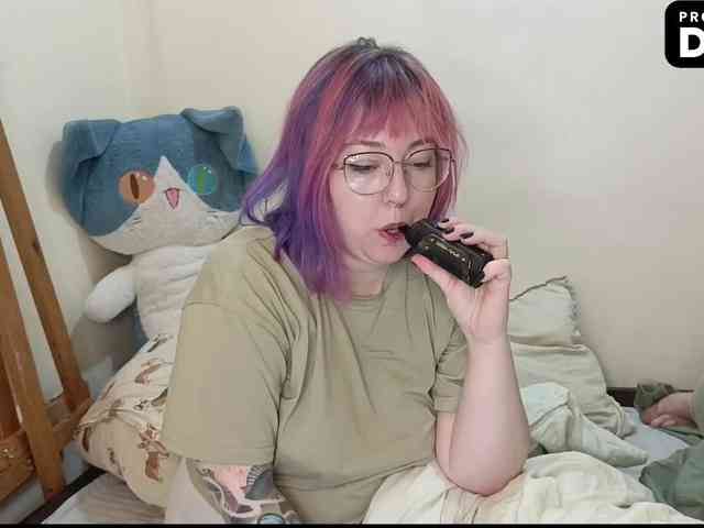 toxic-and-stuffy webcam