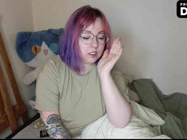 toxic-and-stuffy webcam