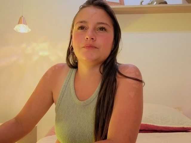  Abby-White chat room