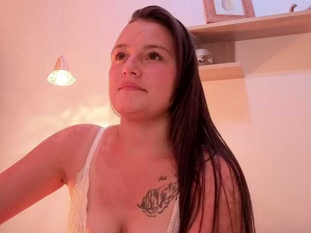  Abby-White chat room