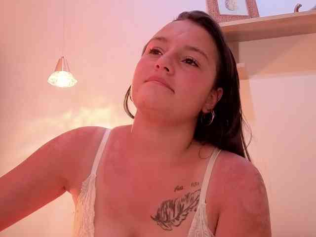 Abby-White webcam