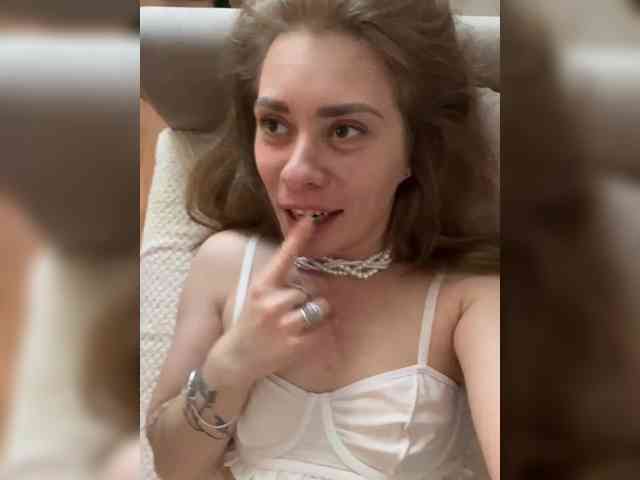 Rarniy-Aitem Live Webcam on BongaCams