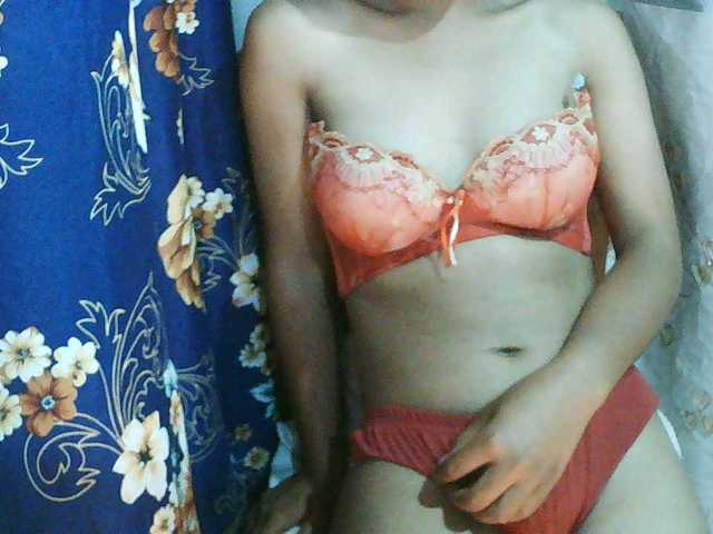 Eva-011's BongaCams show and profile