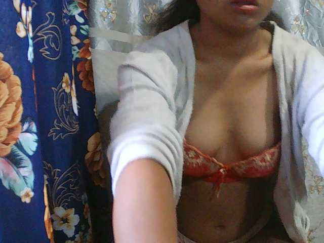 Eva-011's BongaCams show and profile