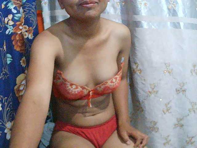 Eva-011's BongaCams show and profile