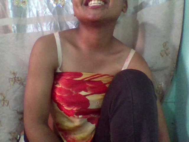 Eva-011's BongaCams show and profile