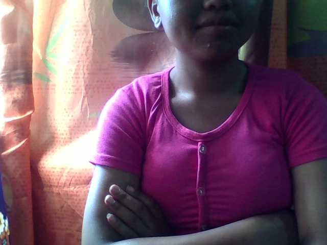 Eva-011's BongaCams show and profile