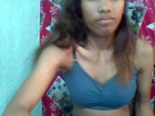 Eva-011's BongaCams show and profile