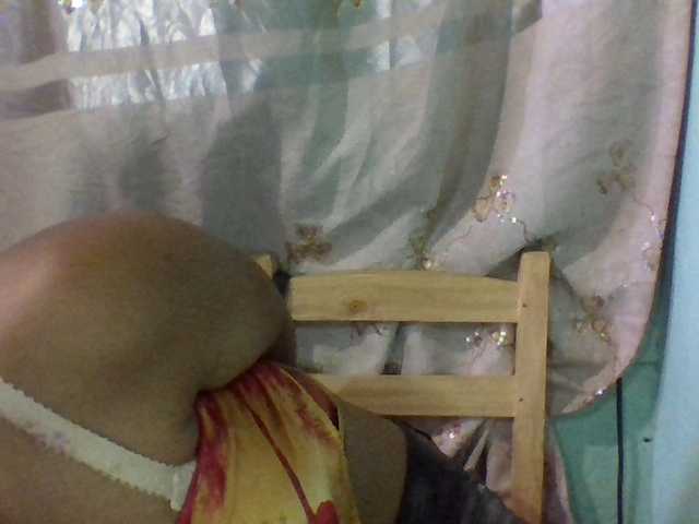 Eva-011's BongaCams show and profile