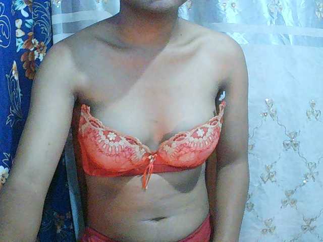 Eva-011's BongaCams show and profile