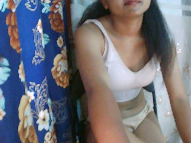 Eva-011's BongaCams show and profile