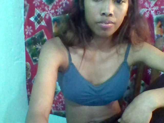 Eva-011's BongaCams show and profile