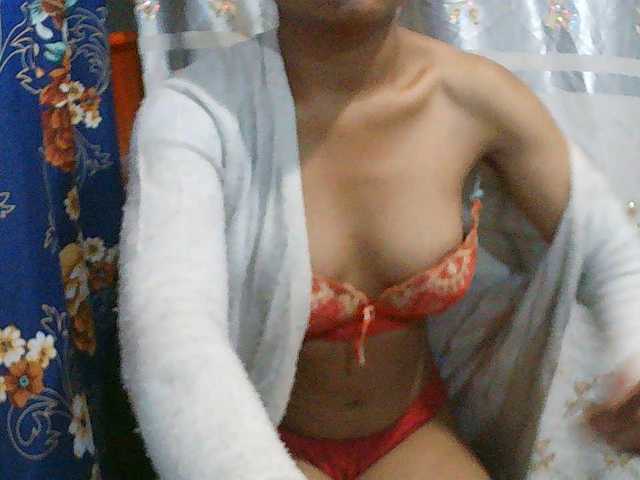 Eva-011's BongaCams show and profile