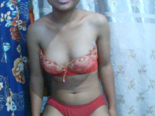 Eva-011's BongaCams show and profile