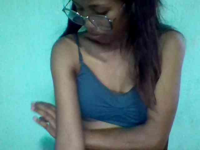 Eva-011 Live Webcam on BongaCams