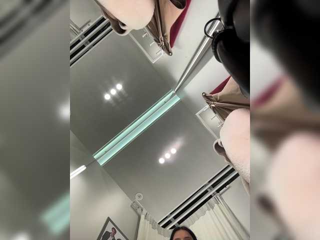 EvaRoughe – webcam model profile photo