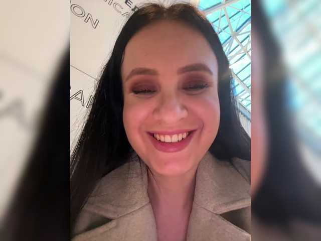 EvaRoughe's BongaCams profile