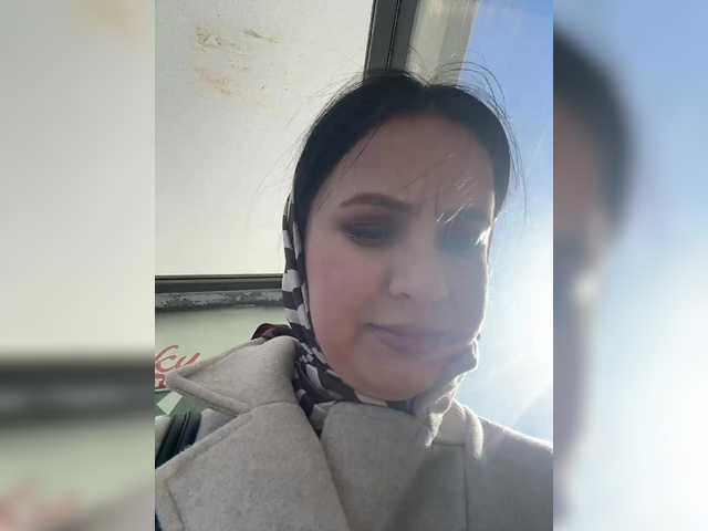 EvaRoughe's BongaCams show and profile