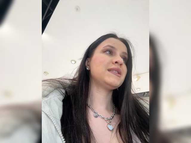 go to chat with EvaRoughe