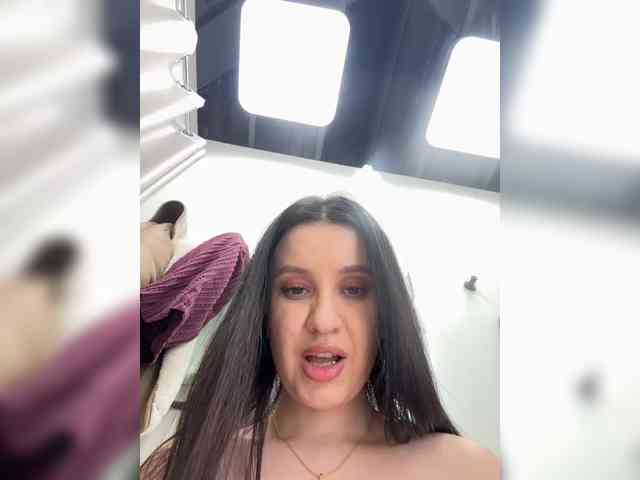 EvaRoughe Live Webcam on BongaCams