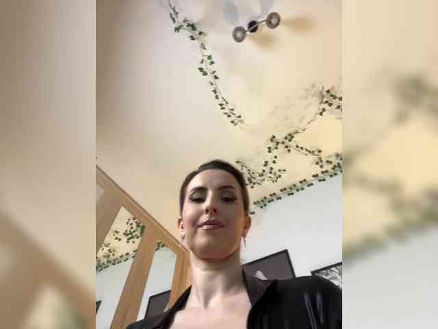 RheaAndersonn webcam