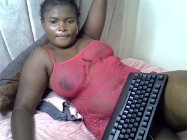 Sexxyebony254 – webcam model profile photo