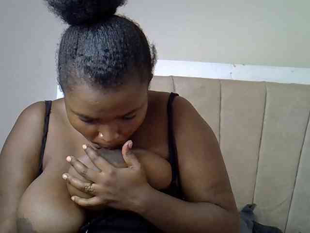 Sexxyebony254 webcam