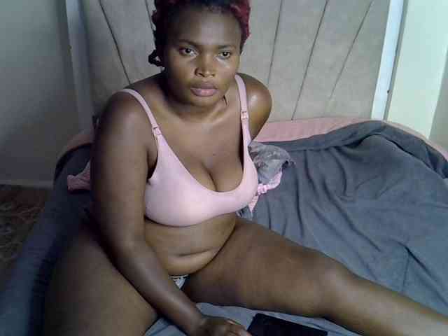 Sexxyebony254 webcam