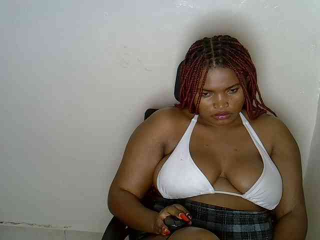 Sexxyebony254 webcam