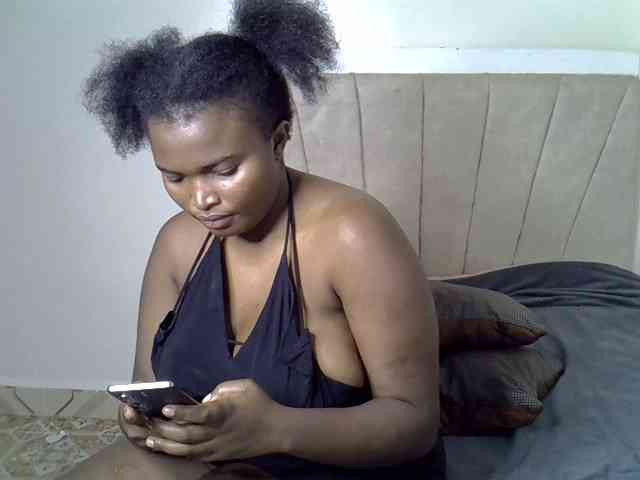 Sexxyebony254 webcam