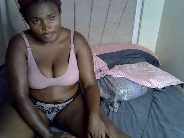 Sexxyebony254 webcam