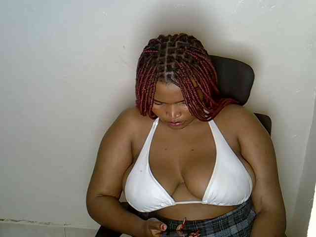 Sexxyebony254 webcam