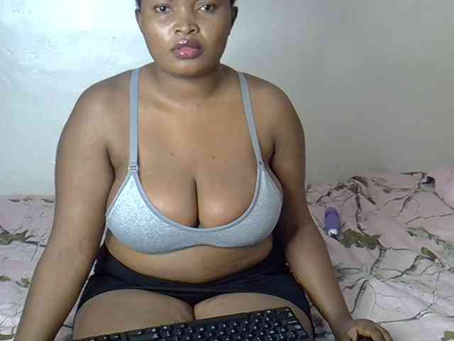 Sexxyebony254 webcam