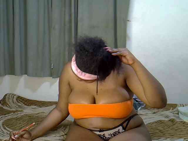 Sexxyebony254 webcam