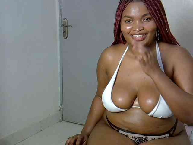 Sexxyebony254 webcam