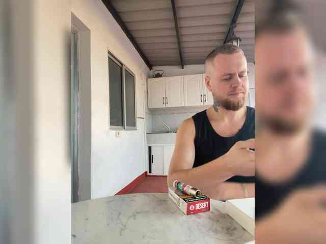 AliceandJhonny webcam