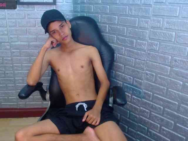 DanteMoreau DanteMoreau