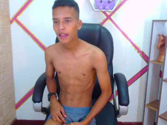 DanteMoreau DanteMoreau