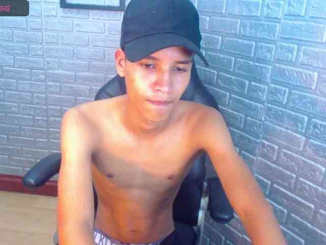 DanteMoreau DanteMoreau