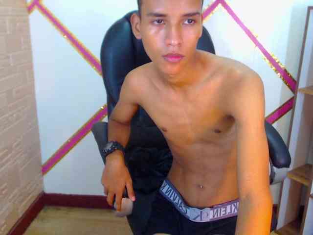 DanteMoreau DanteMoreau